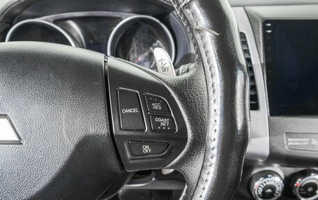 Mitsubishi Outlander III рестайлинг 3, 2010 год, 1 399 000 рублей, 16 фотография