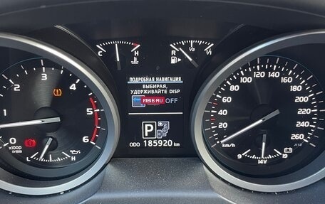 Toyota Land Cruiser 200, 2015 год, 4 700 000 рублей, 6 фотография