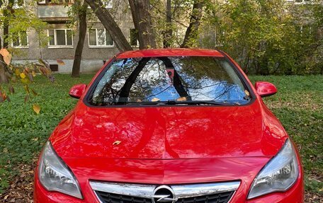 Opel Astra J, 2010 год, 600 000 рублей, 3 фотография