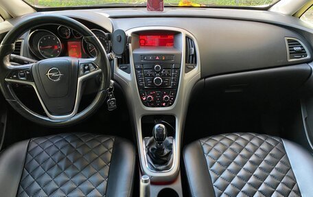 Opel Astra J, 2010 год, 600 000 рублей, 16 фотография