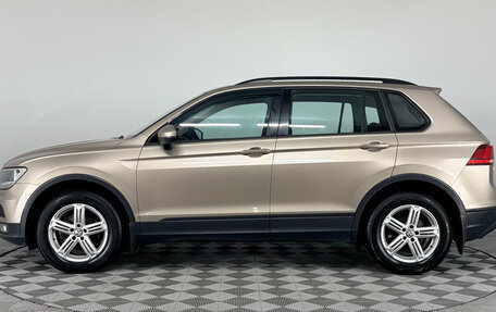Volkswagen Tiguan II, 2018 год, 2 320 000 рублей, 9 фотография