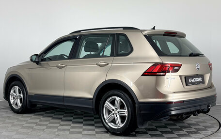 Volkswagen Tiguan II, 2018 год, 2 320 000 рублей, 8 фотография