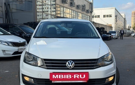 Volkswagen Polo VI (EU Market), 2017 год, 949 000 рублей, 2 фотография