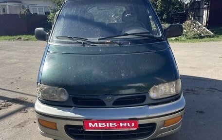 Nissan Serena I, 1999 год, 450 000 рублей, 1 фотография