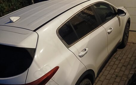 KIA Sportage IV рестайлинг, 2021 год, 2 200 000 рублей, 4 фотография