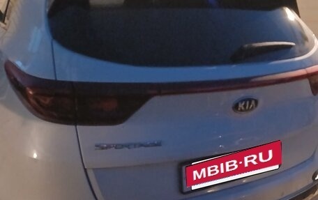 KIA Sportage IV рестайлинг, 2021 год, 2 200 000 рублей, 3 фотография