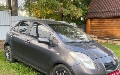Toyota Yaris III рестайлинг, 2007 год, 540 000 рублей, 1 фотография