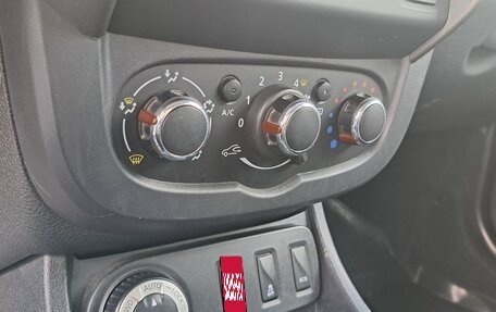 Renault Duster I рестайлинг, 2018 год, 1 370 000 рублей, 12 фотография