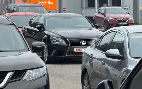 Lexus LS IV, 2012 год, 2 600 000 рублей, 17 фотография