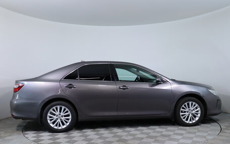 Toyota Camry, 2015 год, 1 890 000 рублей, 4 фотография