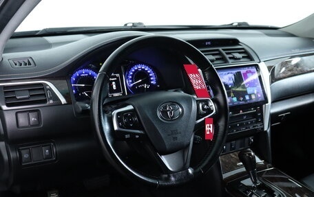 Toyota Camry, 2015 год, 1 890 000 рублей, 15 фотография