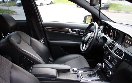 Mercedes-Benz C-Класс, 2011 год, 1 590 000 рублей, 16 фотография