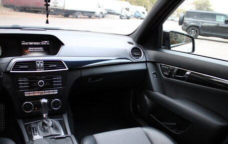 Mercedes-Benz C-Класс, 2011 год, 1 590 000 рублей, 13 фотография