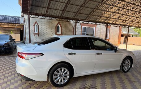 Toyota Camry, 2019 год, 2 400 000 рублей, 6 фотография