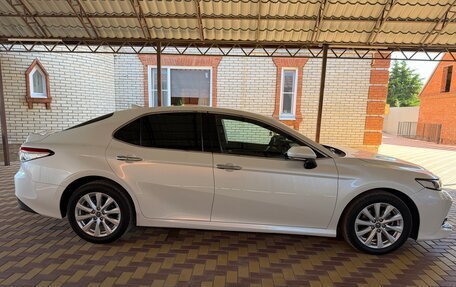 Toyota Camry, 2019 год, 2 400 000 рублей, 8 фотография
