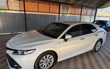 Toyota Camry, 2019 год, 2 400 000 рублей, 12 фотография