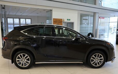 Lexus NX I, 2015 год, 2 399 000 рублей, 4 фотография