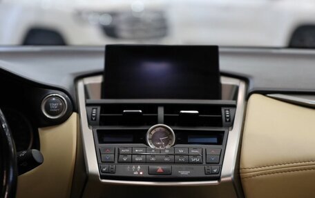 Lexus NX I, 2015 год, 2 399 000 рублей, 17 фотография