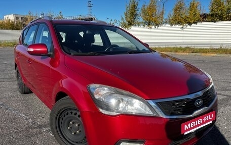 KIA cee'd I рестайлинг, 2010 год, 721 000 рублей, 2 фотография