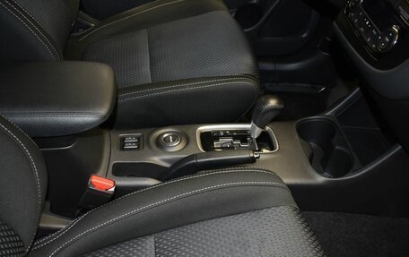 Mitsubishi Outlander III рестайлинг 3, 2016 год, 1 767 000 рублей, 9 фотография