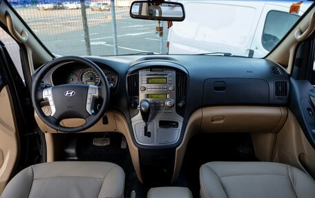 Hyundai Grand Starex Grand Starex I рестайлинг 2, 2012 год, 1 995 000 рублей, 16 фотография
