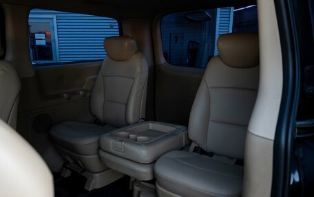 Hyundai Grand Starex Grand Starex I рестайлинг 2, 2012 год, 1 995 000 рублей, 20 фотография