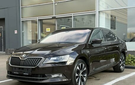 Skoda Superb III рестайлинг, 2016 год, 2 150 000 рублей, 3 фотография