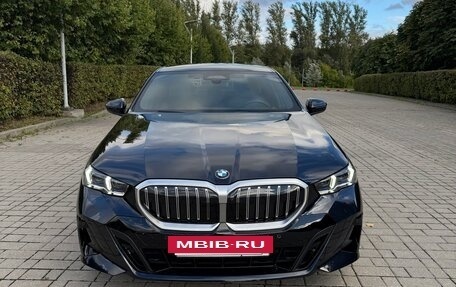 BMW 5 серия, 2025 год, 8 250 000 рублей, 2 фотография