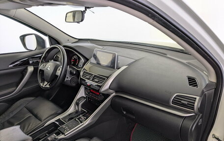 Mitsubishi Eclipse Cross, 2019 год, 1 950 000 рублей, 11 фотография
