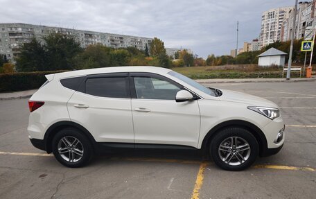 Hyundai Santa Fe III рестайлинг, 2016 год, 2 290 000 рублей, 2 фотография