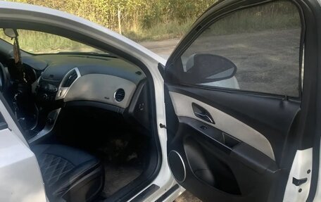 Chevrolet Cruze II, 2013 год, 600 000 рублей, 13 фотография