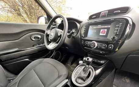 KIA Soul II рестайлинг, 2018 год, 1 195 000 рублей, 18 фотография