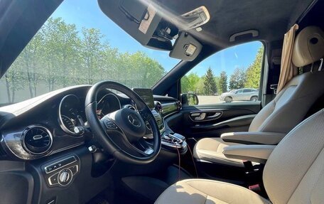 Mercedes-Benz V-Класс, 2020 год, 6 200 000 рублей, 22 фотография
