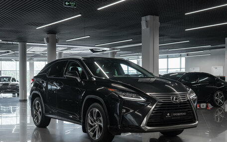 Lexus RX IV рестайлинг, 2017 год, 3 700 000 рублей, 2 фотография