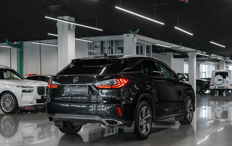 Lexus RX IV рестайлинг, 2017 год, 3 700 000 рублей, 5 фотография