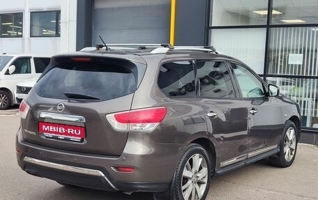 Nissan Pathfinder, 2015 год, 1 670 000 рублей, 5 фотография
