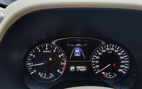 Nissan Pathfinder, 2015 год, 1 670 000 рублей, 22 фотография