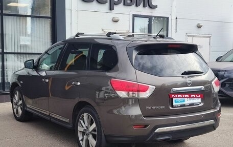 Nissan Pathfinder, 2015 год, 1 670 000 рублей, 7 фотография