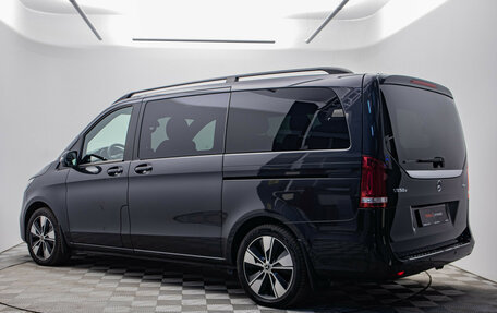 Mercedes-Benz V-Класс, 2020 год, 5 650 000 рублей, 2 фотография