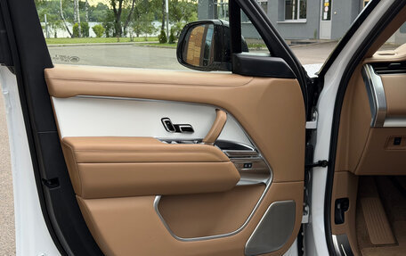 Land Rover Range Rover IV рестайлинг, 2022 год, 14 100 000 рублей, 16 фотография