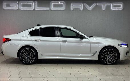 BMW 5 серия, 2018 год, 2 700 000 рублей, 4 фотография