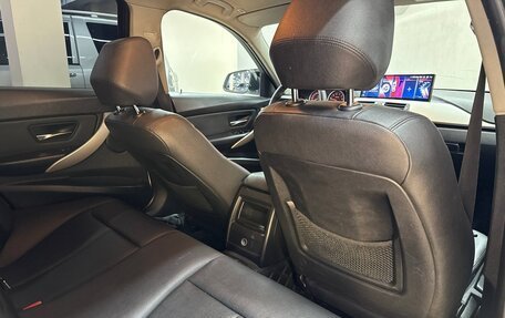 BMW 3 серия, 2013 год, 1 400 000 рублей, 31 фотография