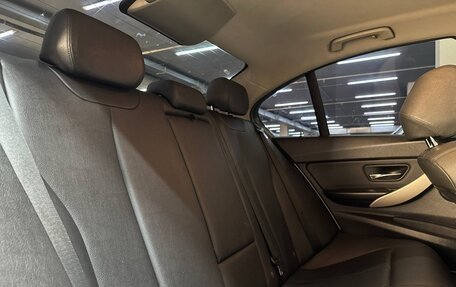 BMW 3 серия, 2013 год, 1 400 000 рублей, 33 фотография