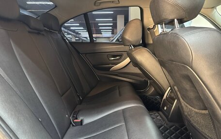 BMW 3 серия, 2013 год, 1 400 000 рублей, 32 фотография