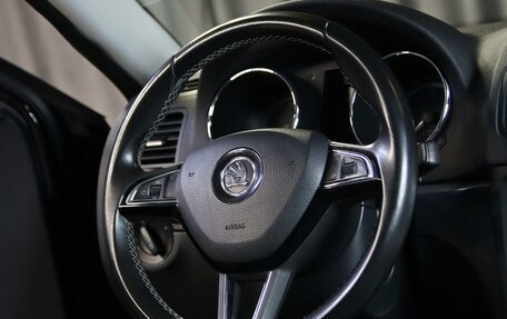 Skoda Yeti I рестайлинг, 2017 год, 1 199 000 рублей, 9 фотография