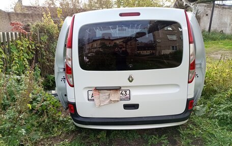 Renault Kangoo II рестайлинг, 2015 год, 1 120 000 рублей, 13 фотография