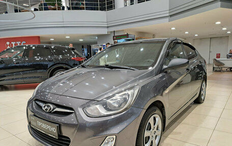 Hyundai Solaris II рестайлинг, 2013 год, 650 000 рублей, 2 фотография