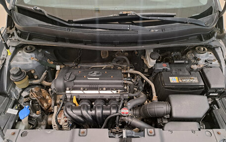 Hyundai Solaris II рестайлинг, 2013 год, 650 000 рублей, 13 фотография