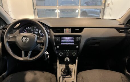 Skoda Octavia, 2017 год, 1 550 000 рублей, 9 фотография