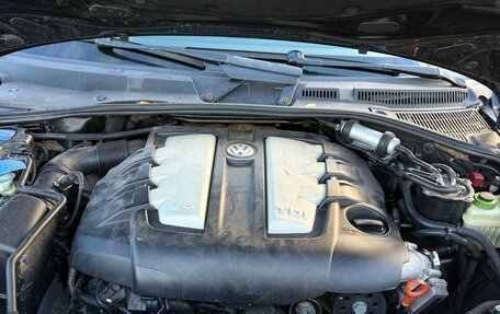 Volkswagen Touareg III, 2010 год, 1 450 000 рублей, 10 фотография